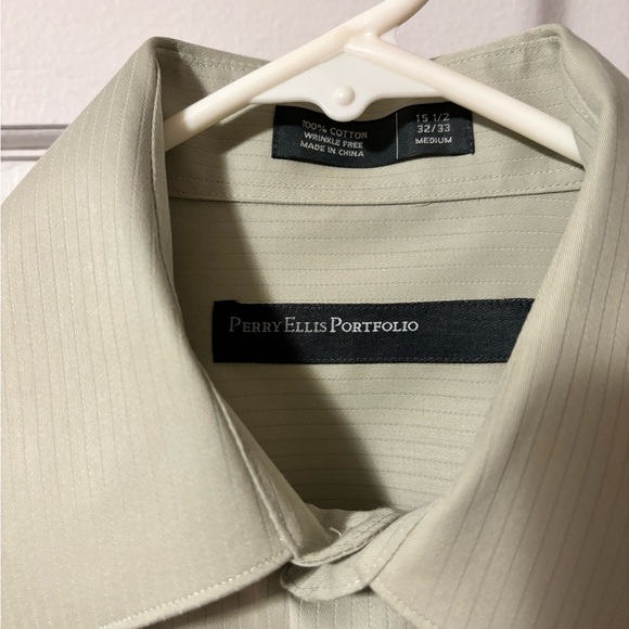 Perry Ellis, Portfolio Dress Shirt - Picture 1 of 4